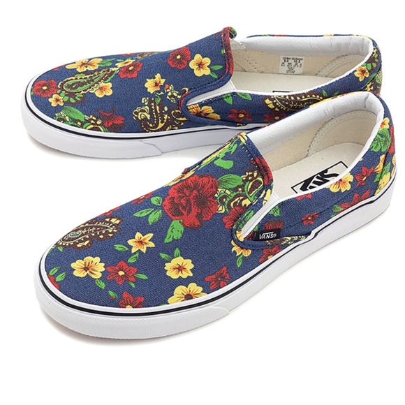 vans aloha slip on